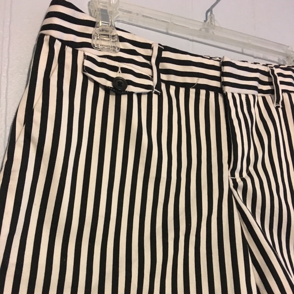 INC International Concepts striped shorts - Picture 2 of 8
